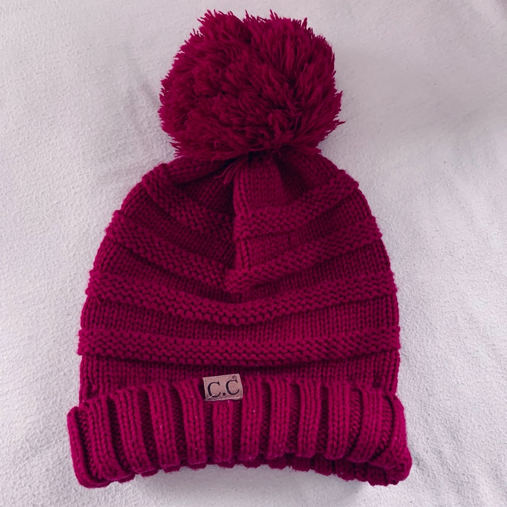 Puff ball slouch C.C hat